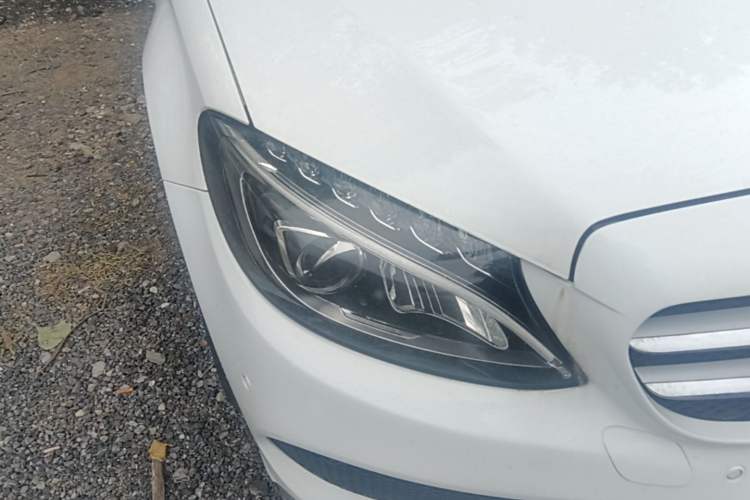 Used Mercedes-Benz C-Class 2015 Revised C 200 L Sport Edition Right Front Headlight