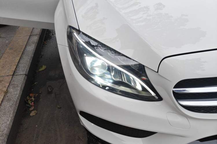 Used Mercedes-Benz C-Class 2015 C 200 Sport Edition Right Front Headlight
