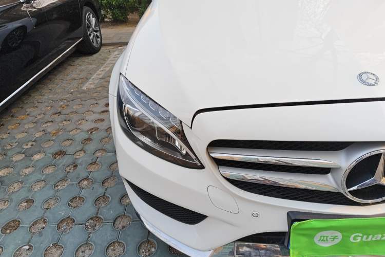 Used Mercedes-Benz C-Class 2015 C 180 L Sport Edition Right Front Headlight