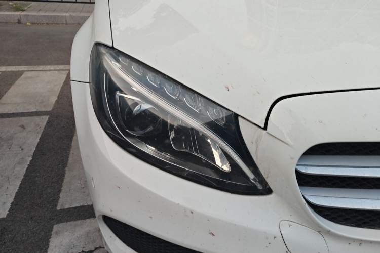 Used Mercedes-Benz C-Class 2015 C 180 L Sport Edition Right Front Headlight