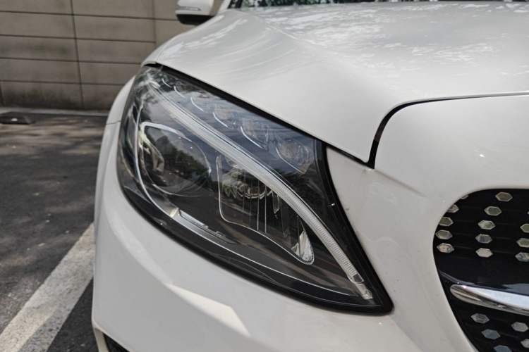 Used Mercedes-Benz C-Class 2015 Facelift C 200 L Right Front Headlight