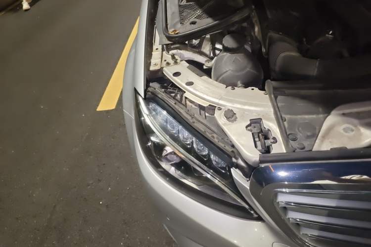 Used Mercedes-Benz C-Class 2015 C 200 L Right Front Headlight