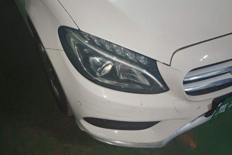Used Mercedes-Benz C-Class 2015 Revised C 200 L Sport Edition Right Front Headlight
