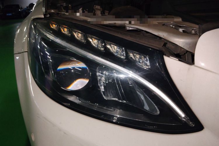 Used Mercedes-Benz C-Class 2015 Revised C 200 L Sport Edition Right Front Headlight