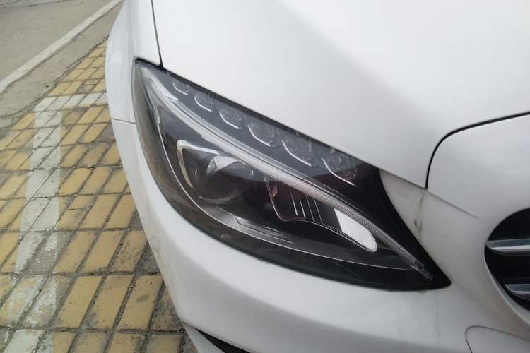Used Mercedes-Benz C-Class 2015 C 200 Sport Edition Right Front Headlight