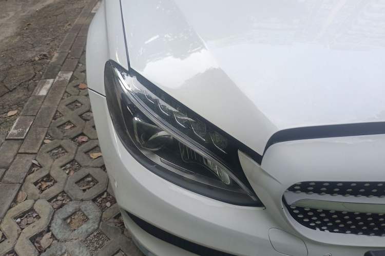 Used Mercedes-Benz C-Class 2015 Revised C 200 L Sport Edition Right Front Headlight