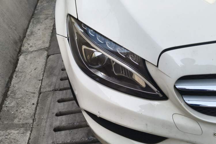 Used Mercedes-Benz C-Class 2015 C 200 L Right Front Headlight