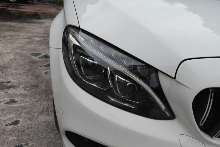 Used Mercedes-Benz C-Class 2015 C 300 L Sport Edition Right Front Headlight