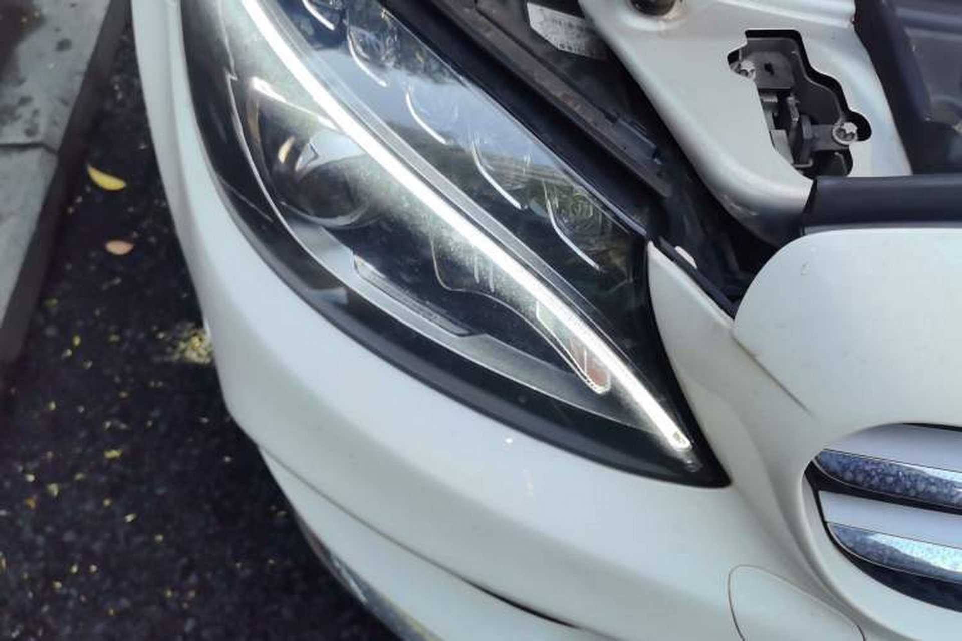 Used Mercedes-Benz C-Class 2015 Revised C 200 L Sport Edition Right Front Headlight