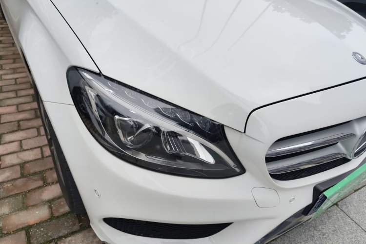 Used Mercedes-Benz C-Class 2015 C 180 L Sport Edition Right Front Headlight