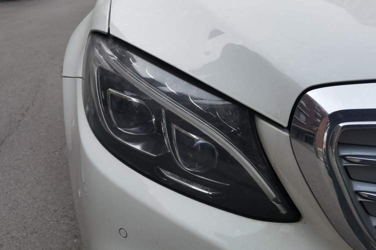 Used Mercedes-Benz C-Class 2015 C 260 L Right Front Headlight