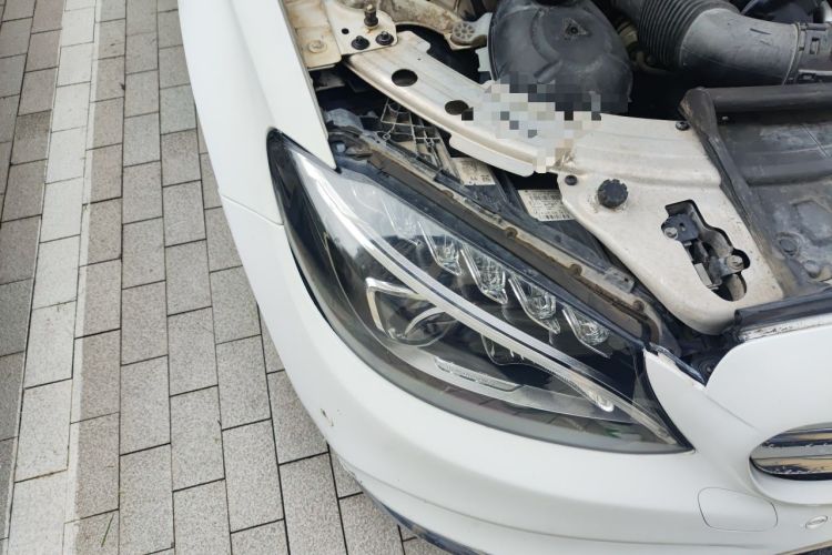 Used Mercedes-Benz C-Class 2015 Revised C 200 L Sport Edition Right Front Headlight