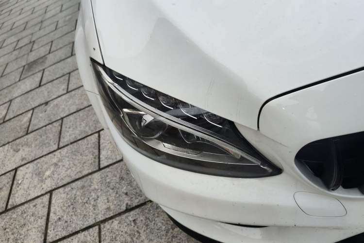 Used Mercedes-Benz C-Class 2015 Revised C 200 L Sport Edition Right Front Headlight