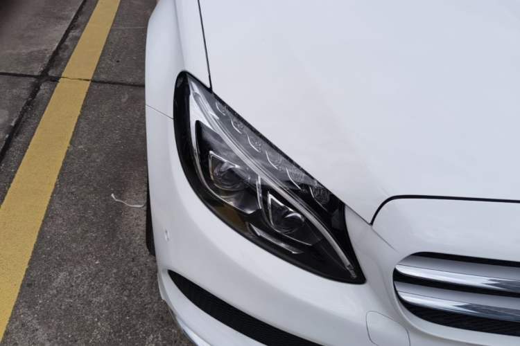 Used Mercedes-Benz C-Class 2015 C 200 L 4MATIC Sport Edition Right Front Headlight