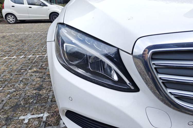 Used Mercedes-Benz C-Class 2015 Facelift C 200 L Right Front Headlight