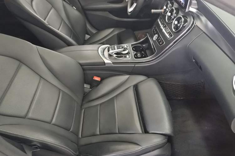Used Mercedes-Benz C-Class 2015 Restyled C 180 L Sport Edition Right Front Seat