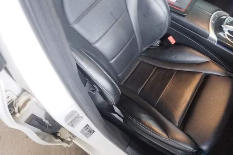 Used Mercedes-Benz C-Class 2015 C 200 Sport Edition Right Front Seat