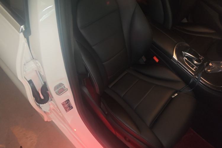 Used Mercedes-Benz C-Class 2015 Revised C 200 L Sport Edition Right Front Seat