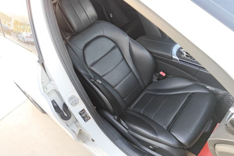 Used Mercedes-Benz C-Class 2015 C 200 L Sport Edition Right Front Seat