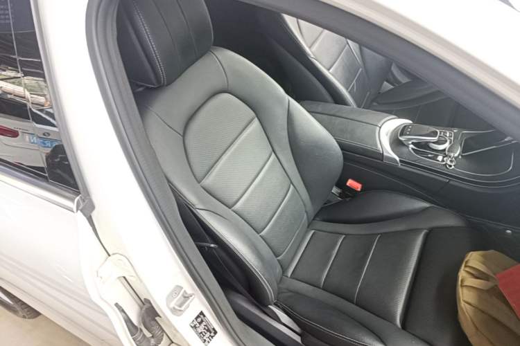 Used Mercedes-Benz C-Class 2015 Revised C 200 L Sport Edition Right Front Seat