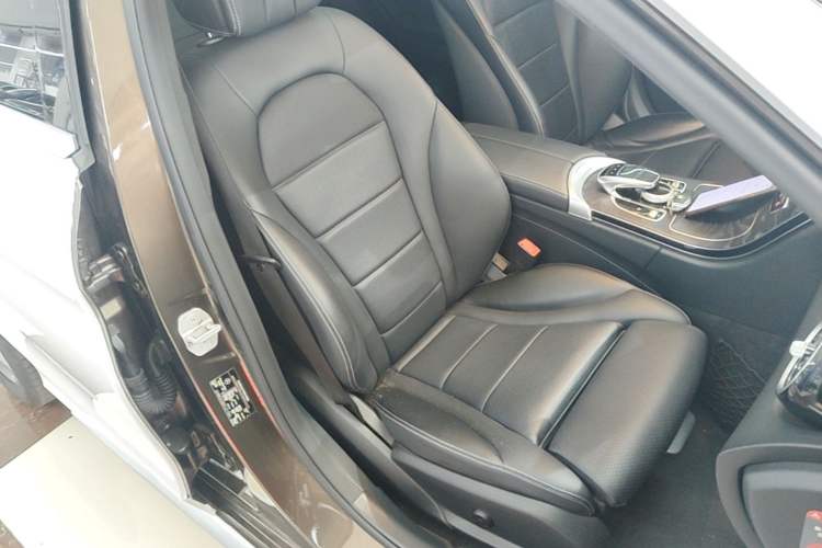 Used Mercedes-Benz C-Class 2015 Revised C 200 L Sport Edition Right Front Seat
