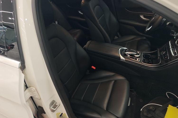 Used Mercedes-Benz C-Class 2015 C 200 station wagon Right Front Seat