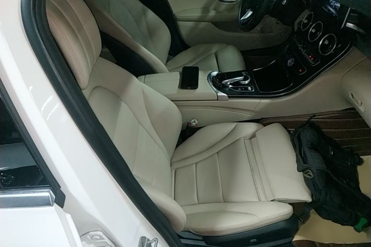 Used Mercedes-Benz C-Class 2015 C 200 L Sport Edition Right Front Seat