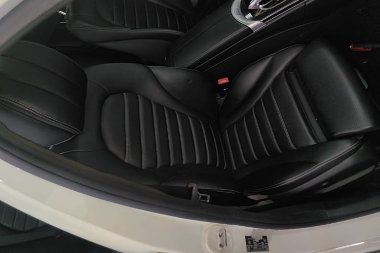Used Mercedes-Benz C-Class 2015 Facelift C 200 L Right Front Seat