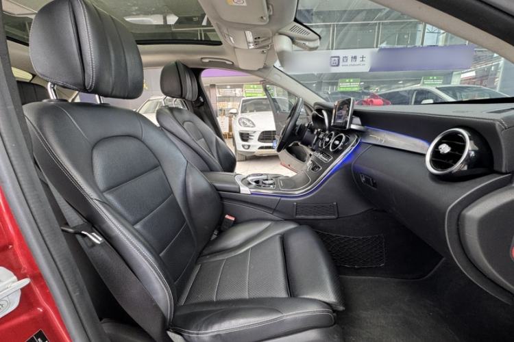 Used Mercedes-Benz C-Class 2015 C 200 L Sport Edition Right Front Seat