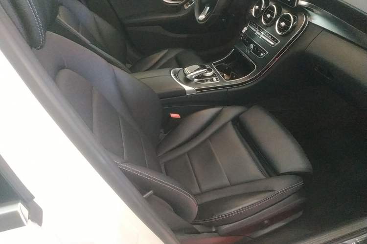 Used Mercedes-Benz C-Class 2015 C 200 L Sport Edition Right Front Seat