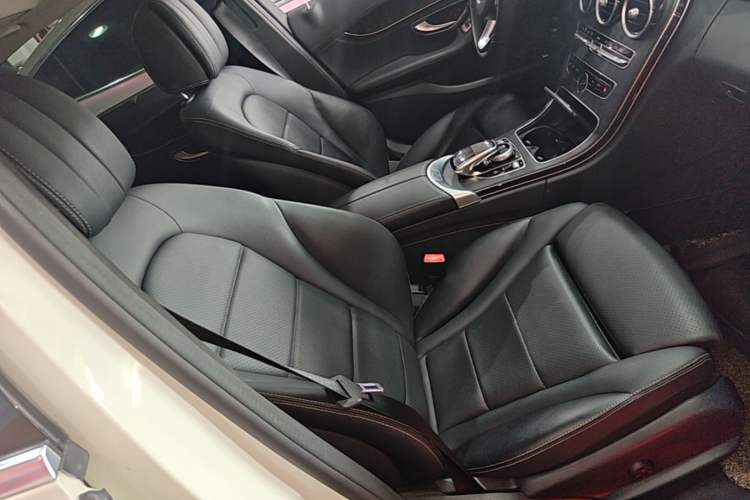 Used Mercedes-Benz C-Class 2015 C 200 L Sport Edition Right Front Seat