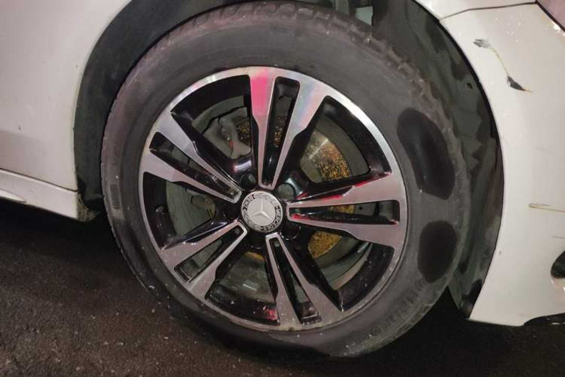 Used Mercedes-Benz C-Class 2015 C 200 Sport Edition Right Front Wheel Hub
