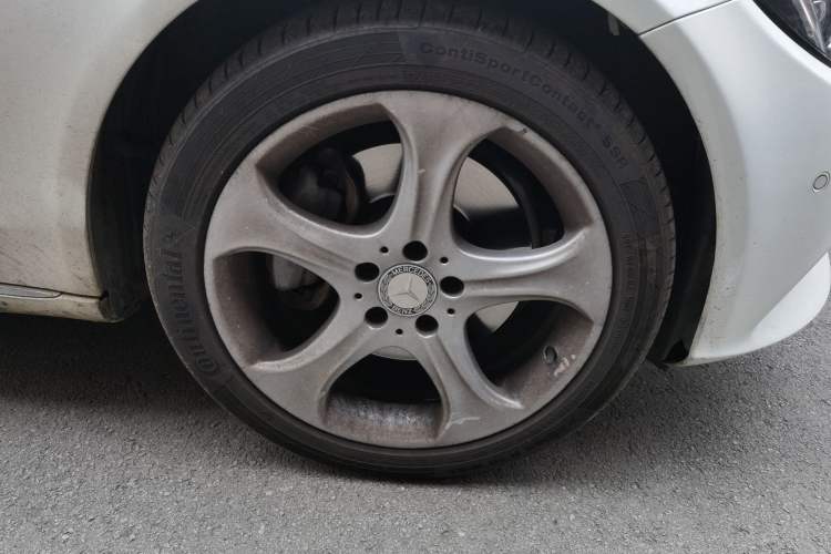 Used Mercedes-Benz C-Class 2015 C 260 L Right Front Wheel Hub