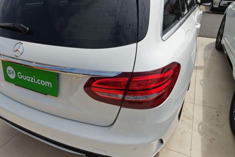 Used Mercedes-Benz C-Class 2015 C 200 station wagon Right Rear Taillight