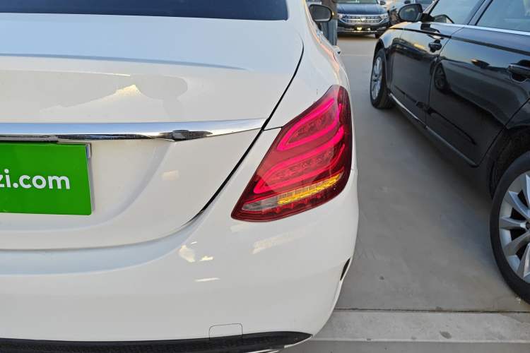 Used Mercedes-Benz C-Class 2015 C 200 L Sport Edition Right Rear Taillight