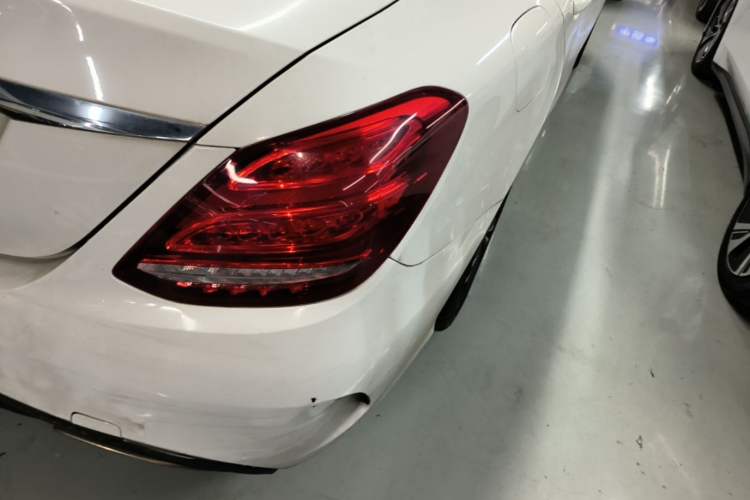 Used Mercedes-Benz C-Class 2015 C 200 Sport Edition Right Rear Taillight