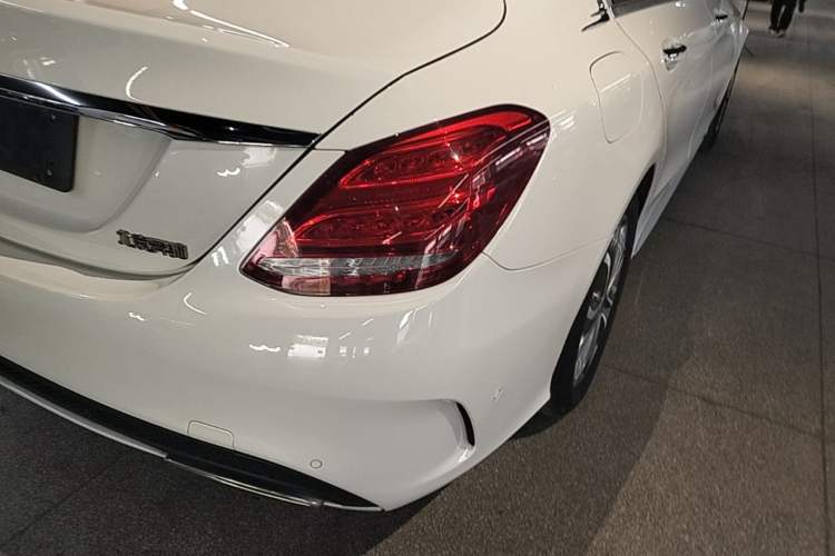 Used Mercedes-Benz C-Class 2015 Restyled C 180 L Sport Edition Right Rear Taillight