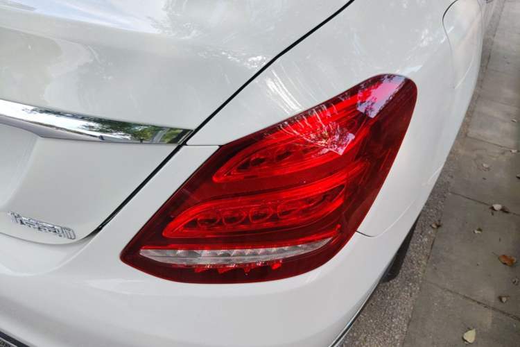 Used Mercedes-Benz C-Class 2015 Facelift C 200 L Right Rear Taillight