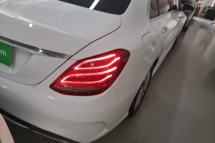 Used Mercedes-Benz C-Class 2015 C 200 L Sport Edition Right Rear Taillight