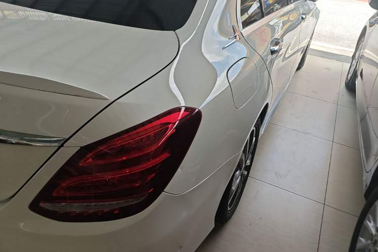 Used Mercedes-Benz C-Class 2015 Restyled C 180 L Sport Edition Right Rear Taillight