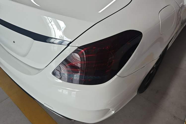 Used Mercedes-Benz C-Class 2015 C 200 Sport Edition Right Rear Taillight