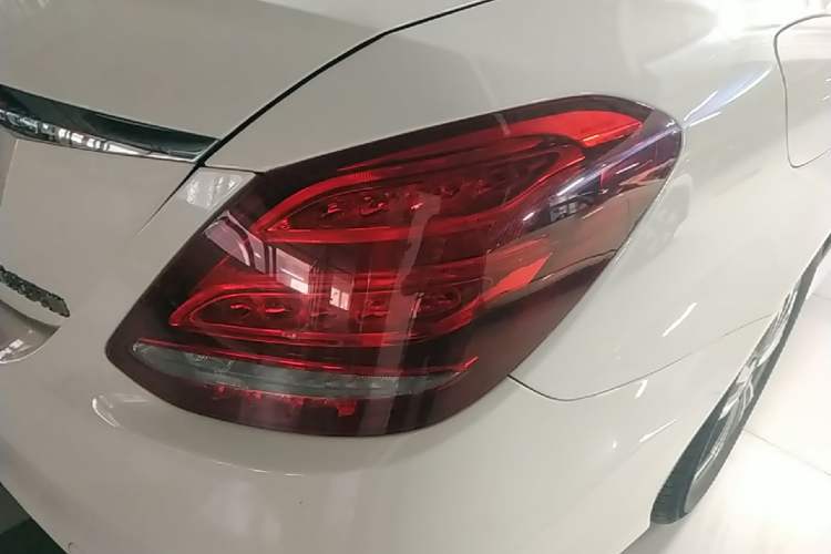 Used Mercedes-Benz C-Class 2015 Revised C 200 L Sport Edition Right Rear Taillight