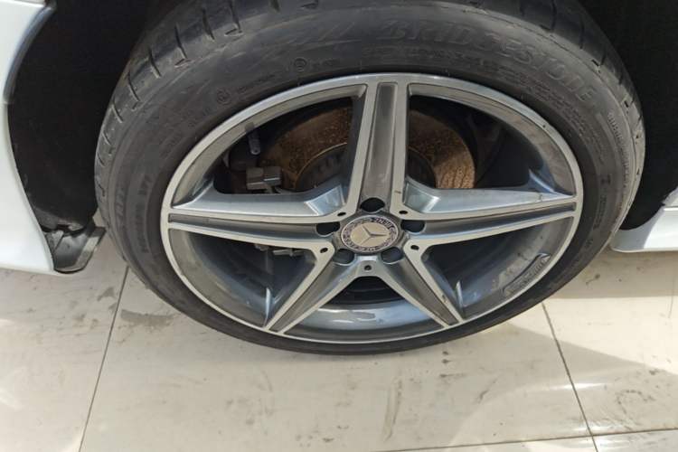 Used Mercedes-Benz C-Class 2015 C 200 station wagon Right Rear Wheel Hub