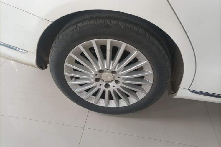 Used Mercedes-Benz C-Class 2015 C 200 L Right Rear Wheel Hub