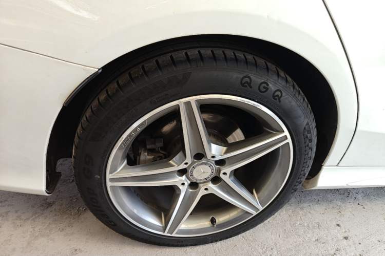 Used Mercedes-Benz C-Class 2015 C 200 station wagon Right Rear Wheel Hub
