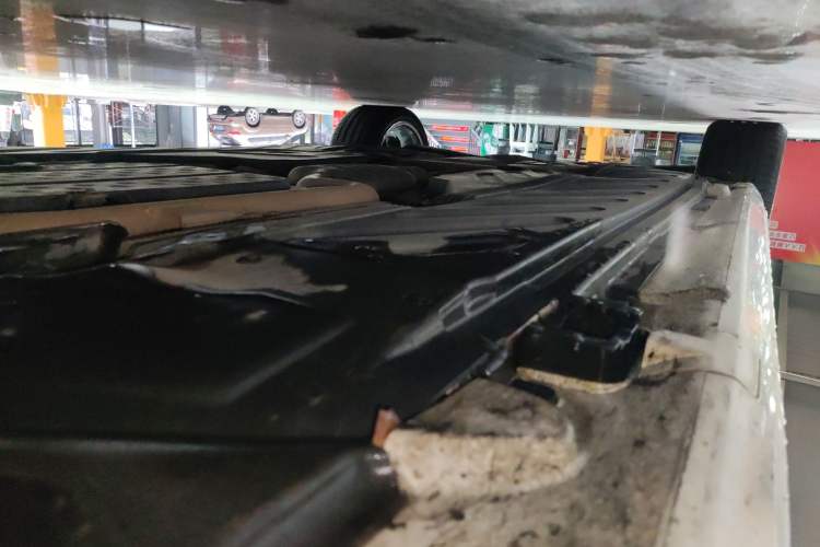 Used Mercedes-Benz C-Class 2015 C 200 station wagon Right Side Sill