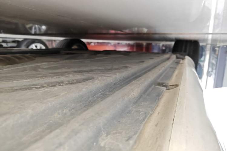 Used Mercedes-Benz C-Class 2015 C 300 L Right Side Sill
