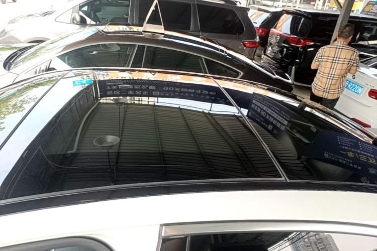Used Mercedes-Benz C-Class 2015 Revised C 200 L Sport Edition Roof