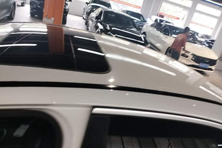 Used Mercedes-Benz C-Class 2015 Restyled C 180 L Sport Edition Roof
