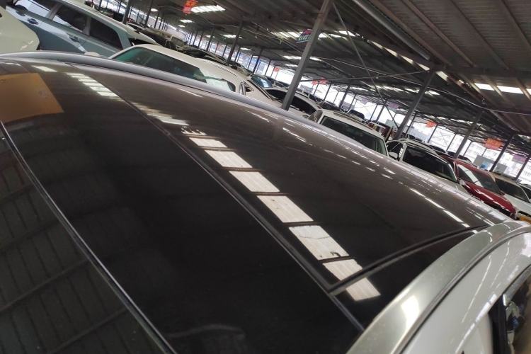 Used Mercedes-Benz C-Class 2015 C 200 station wagon Roof